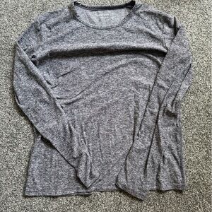 Outdoor Voices Heathered Gray Long Sleeve Top